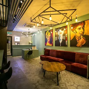 https://eureka-hotel-penang.penanghotels.org
