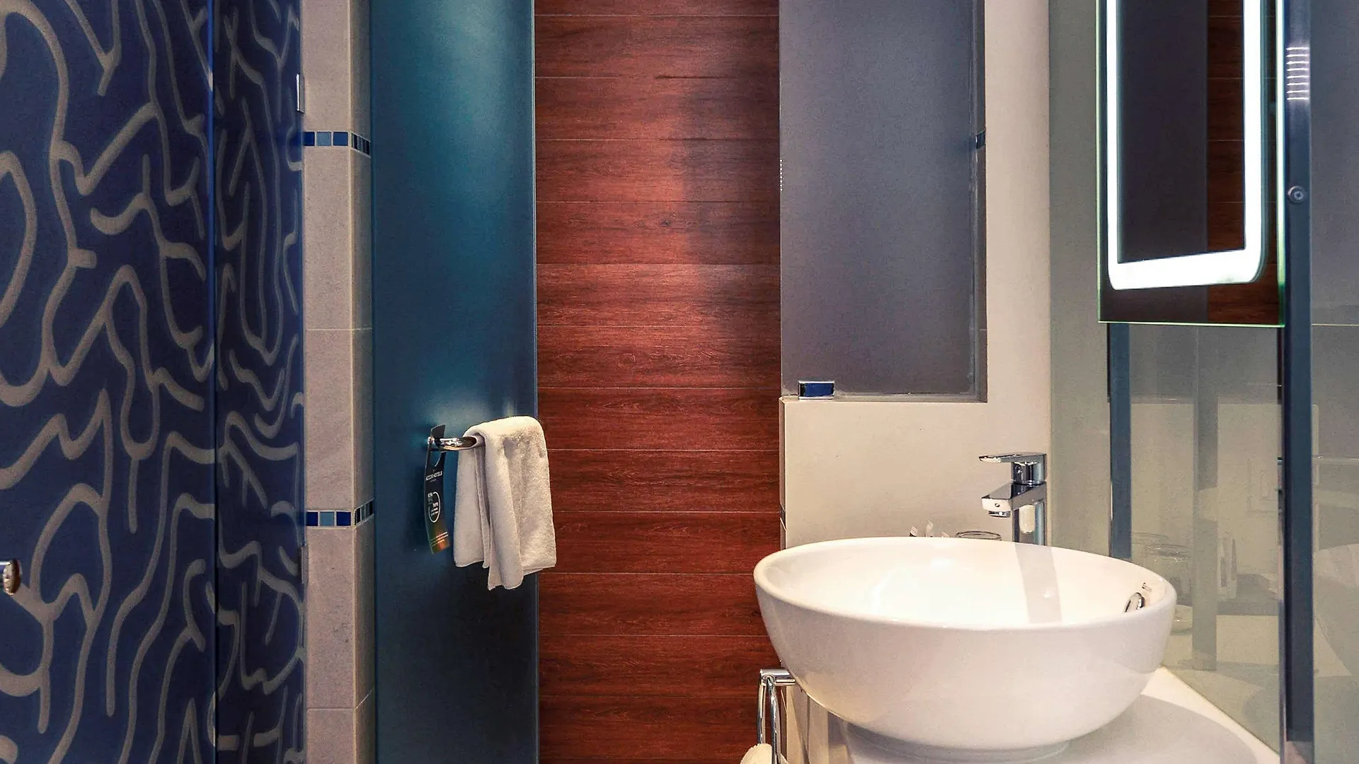Mercure Kota Kinabalu City Centre